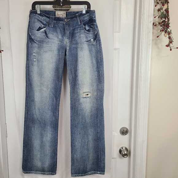 American Rag Woman's Distressed Junior's Denim Blue Jeans, Size: 11 Color: Blue - Picture 3 of 16